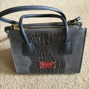 New without tags Valentino purse